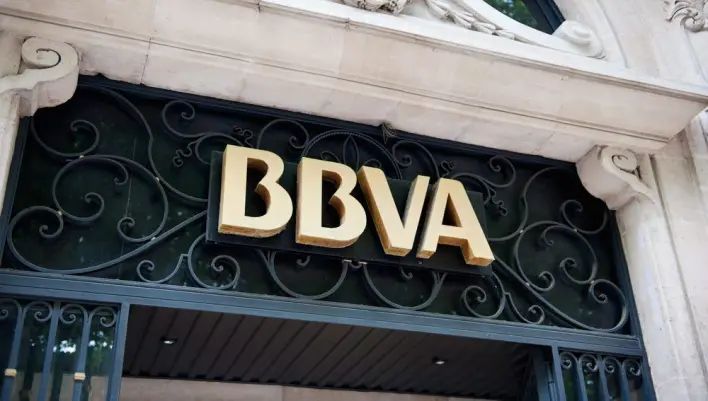 Spain's BBVA is Advising Clients to Invest Up to 7% of Portfolio in BTC, ETH: Reuters