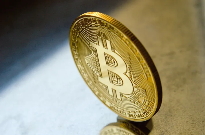 Bitcoin Could Ignite Price Discovery Rally As Weekly Structure Tightens