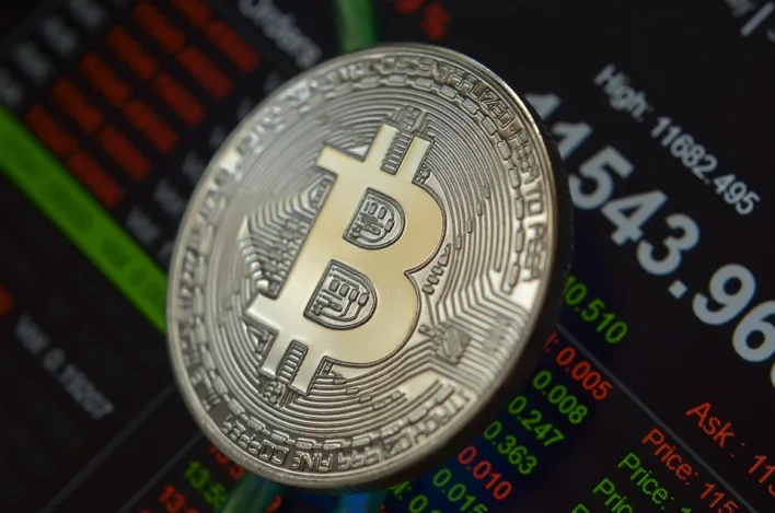 Bitcoin Downward Trend Extends: Here Are The Key Drivers Behind The Decline