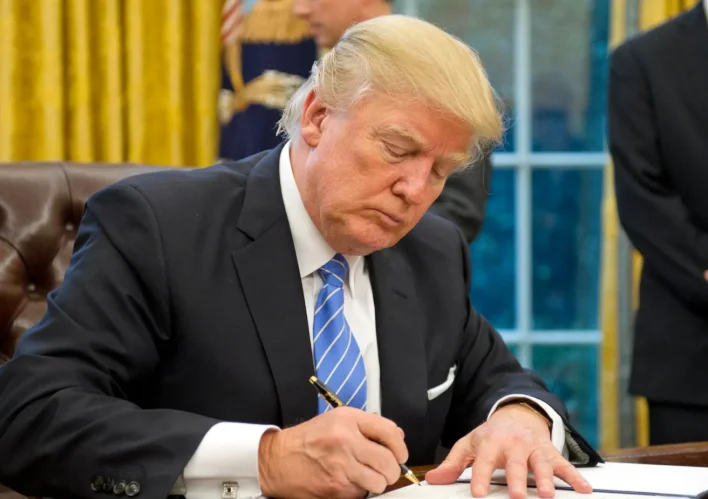 Ordine Esecutivo di Trump: Potrebbe Semplificare l’Ingresso delle Criptovalute nei Fondi Pensionistici