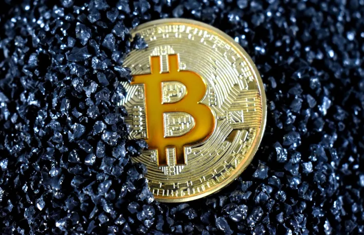 Winklevoss Twins Inject Bitcoin Into Trump-Linked Mining Venture