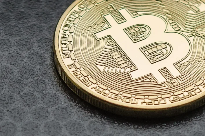 Michael Saylor Flaunts $71B Bitcoin Holdings After Announcing $2.5 Billion Preferred Stock Offering