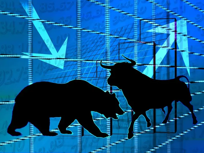 Bitcoin Rally Stalls as Long-Term Holders Cash Out