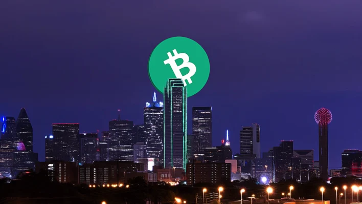 Bitcoin Faces Price Movement with Mixed Market Signals