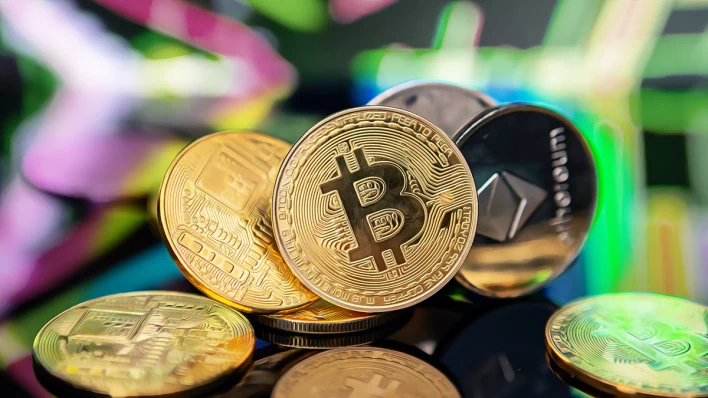 Bitcoin Defies Market Fears with Resilient Performance