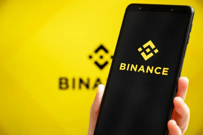 Binance Celebrates 8 Years with a Record 280 Million Users