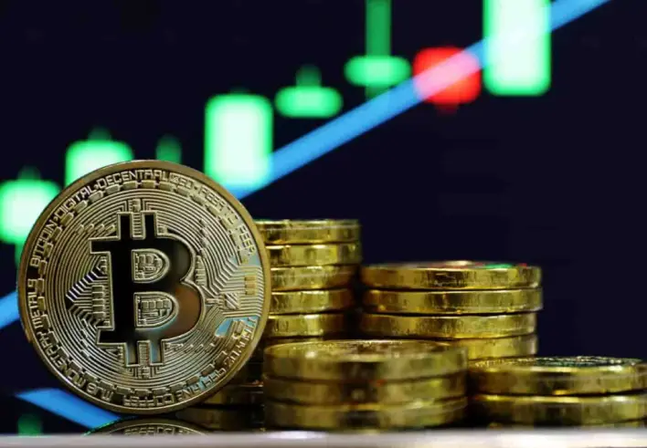 Bitcoin flashes ‘highest bearish’ signal in years; $100,000 crash next?