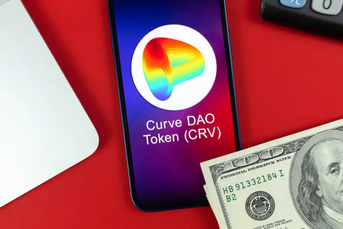 Curve DAO (CRV) price hits six-month high amid aggressive buyer accumulation