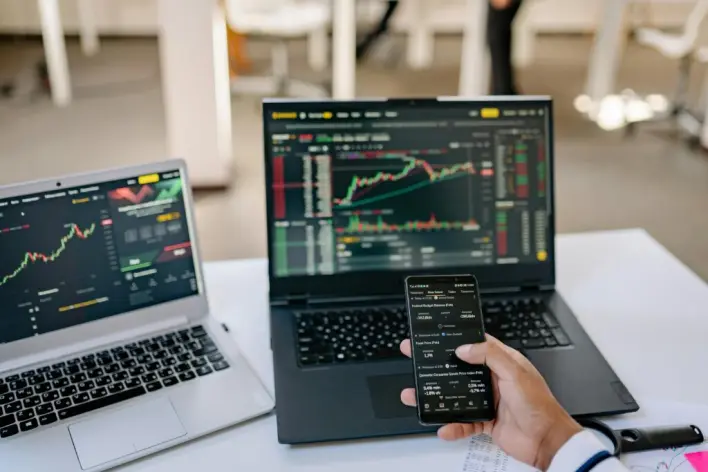 CRV hits 6-month high, DOT breaks out, Sonic launches Gemini-powered platform