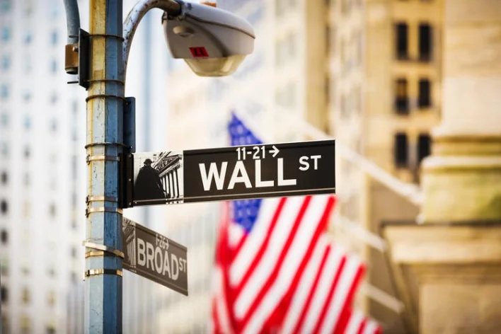 Stock index futures drop as Trump hits Canada with 35% tariff