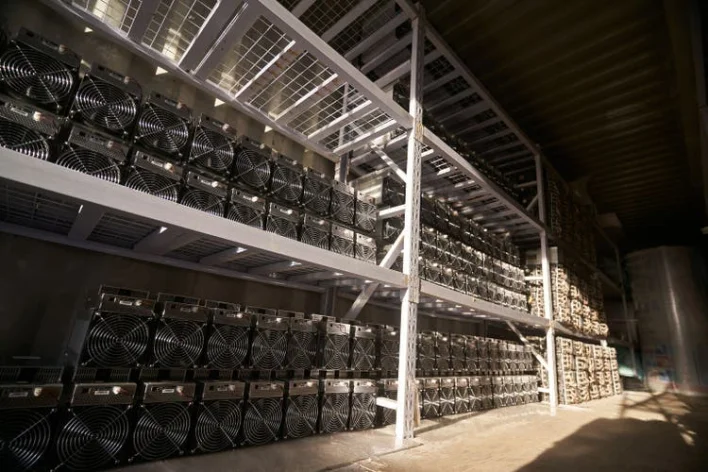 CleanSpark posts Q3 profit beat as hashrate reaches 50 EH/s goal
