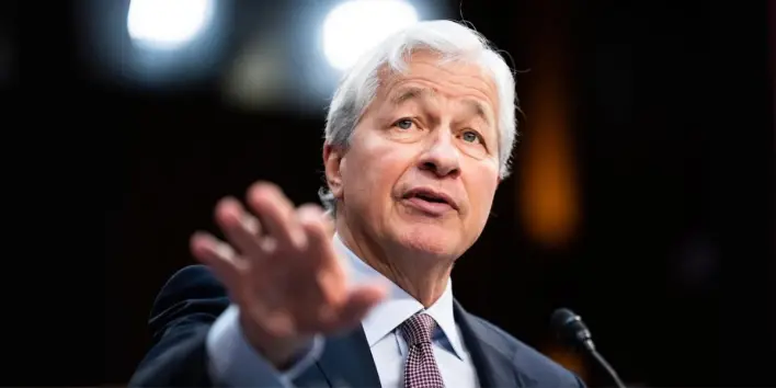 Jamie Dimon Softens Crypto Stance, Backs Stablecoins and Blockchain