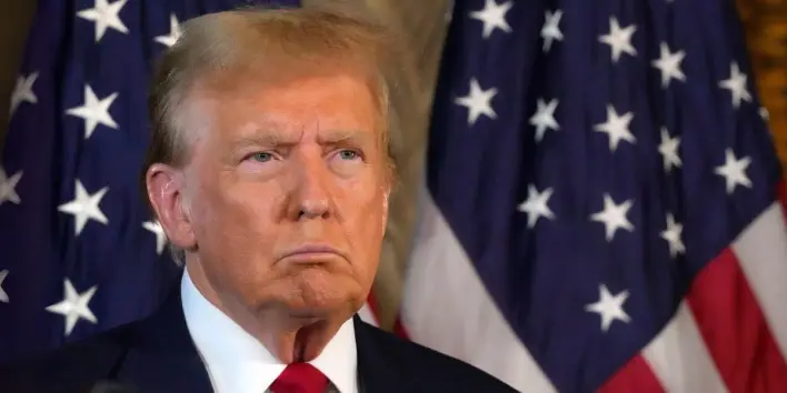 Senator Warren Presses OCC Over Trump Family’s Crypto Ventures