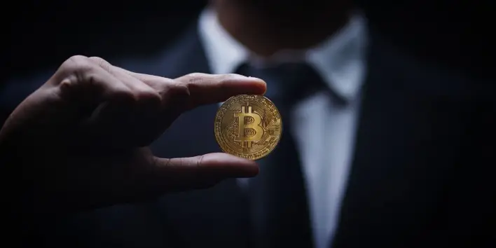 Over $585M in Crypto Longs Liquidated as Bitcoin Falls Below $116,000
