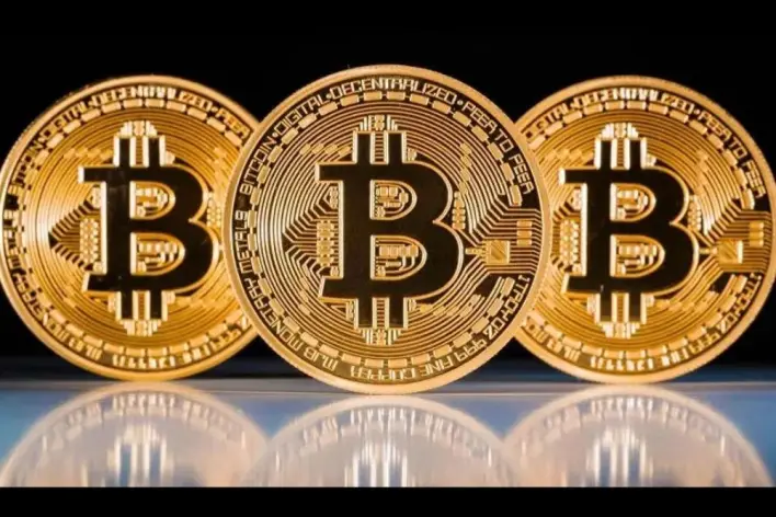Analyst Says Bitcoin Crash Has Just Started, It’s Over for Bulls. Here’s why