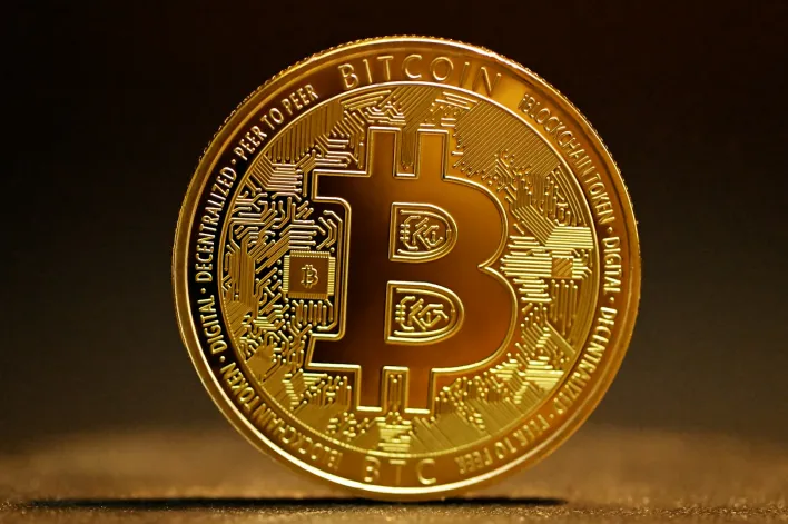 Bitcoin Setting Up For ‘Large Move’ Amid $103,000 Retest – Key Levels To Watch